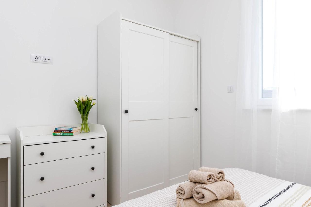 Apartment Klara Крк Экстерьер фото