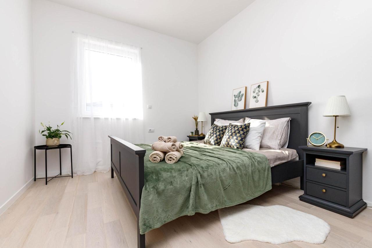 Apartment Klara Крк Экстерьер фото