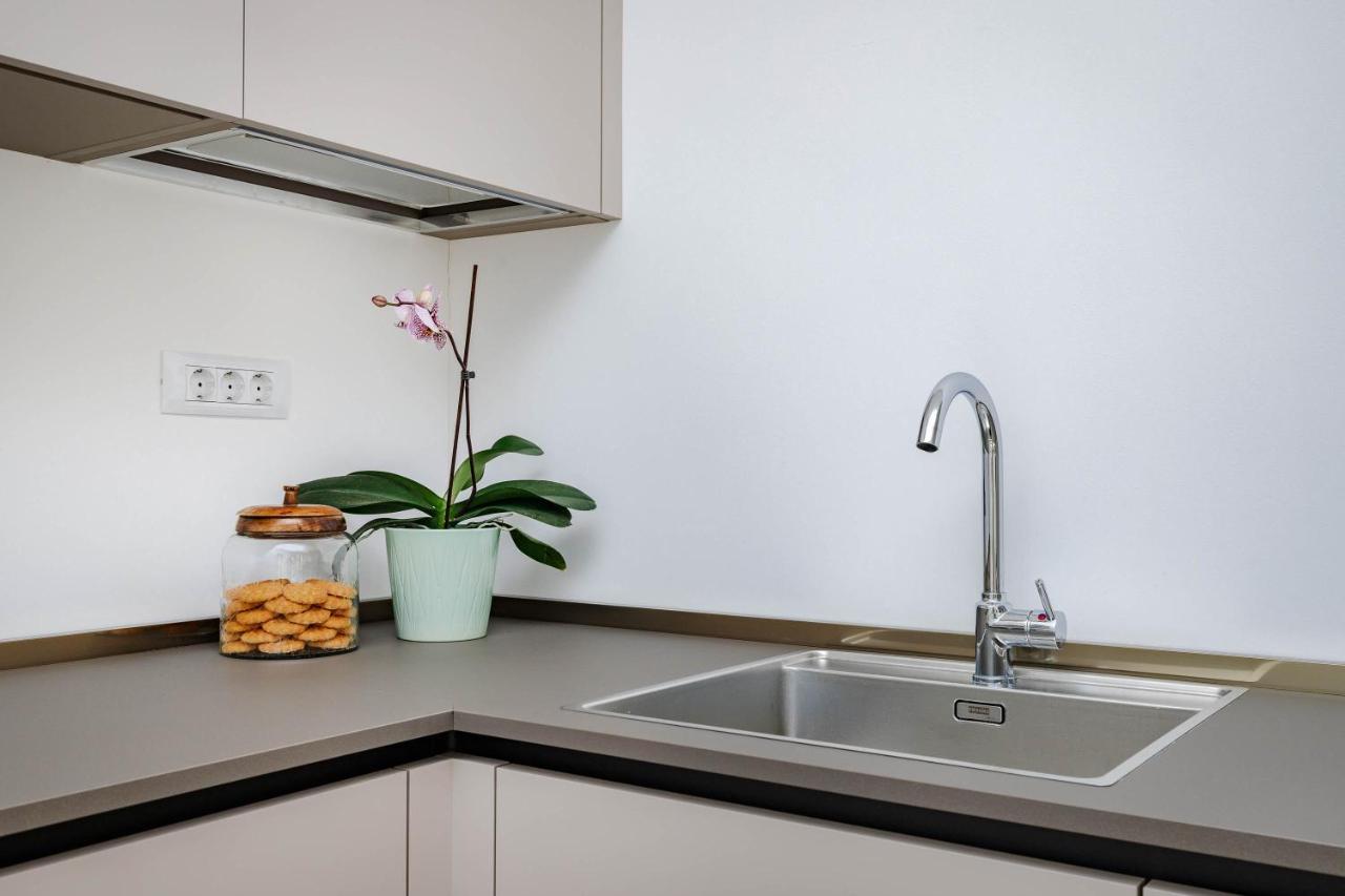 Apartment Klara Крк Экстерьер фото